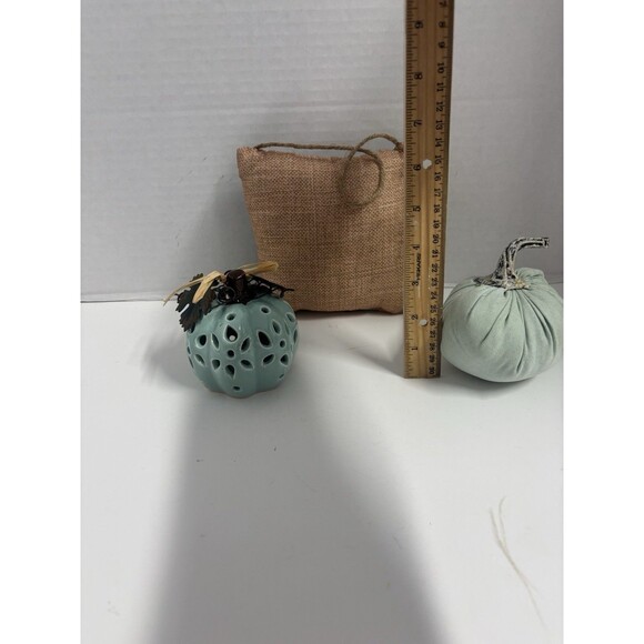 Thanksgiving 3 Piece Lot Pumpkins - Picture 6 of 6